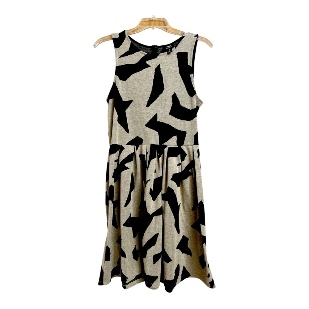 Bobeau Stylish Black and Cream Dress, Back Zipper, Medium